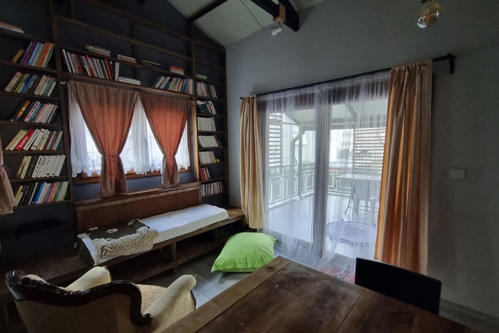 Cosy penthouse with a terrace in the city center - 4