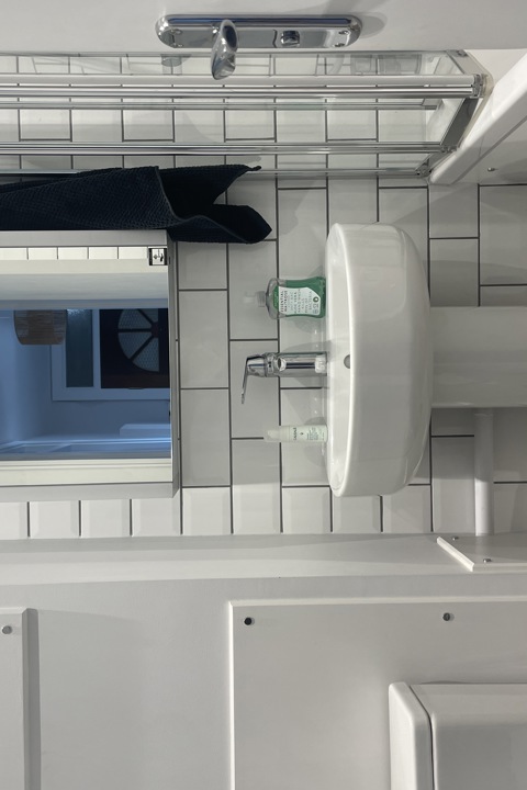 Bright London Flat with City Views & Parks Nearby - 9