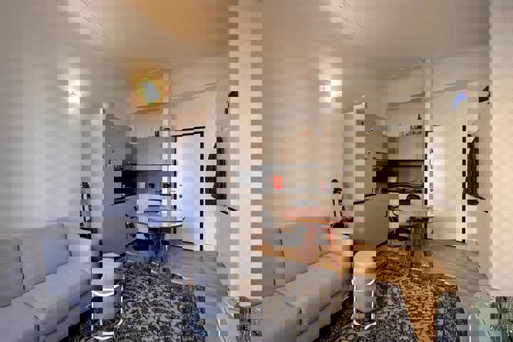 Charming 1920s Apartment in Central Milan - 4