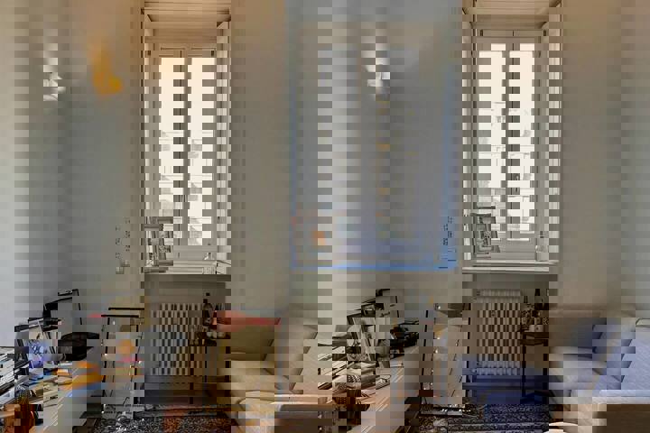 Charming 1920s Apartment in Central Milan - 1