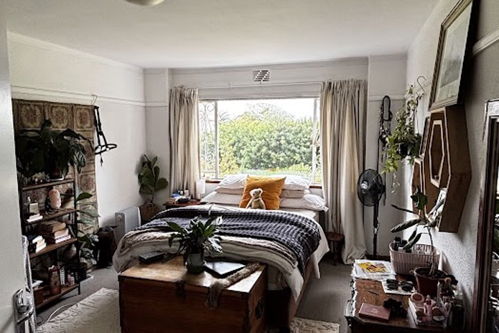 Quaint Room Available in the Heart of Kenilworth - 3
