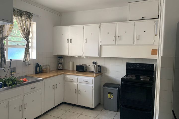 Quaint Room Available in the Heart of Kenilworth - 2