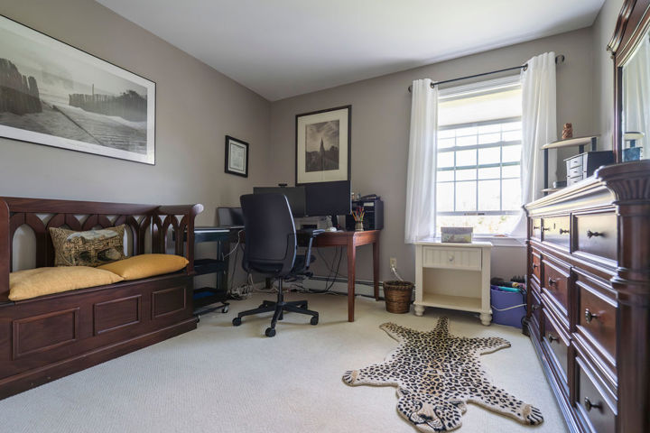 Luxury Maine Living in perfect convenient location - 2