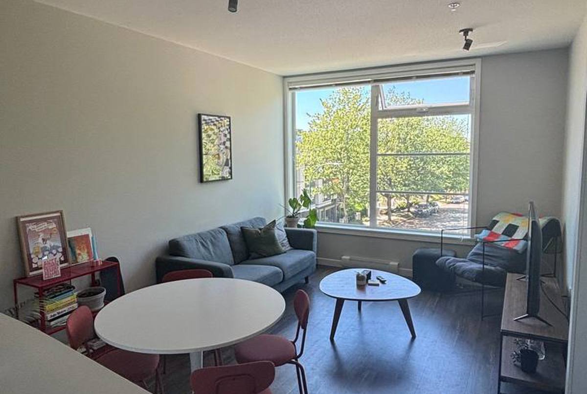 1 Bedroom Apartment / Commercial Drive Area
