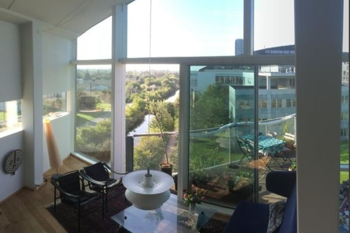 Modern architecture in green surroundings - 15 min - 4