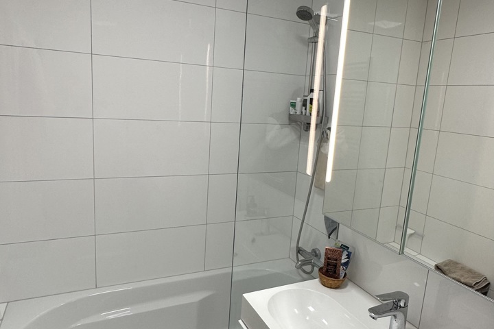 A bright and cosy top-floor loft with a relaxed at - 8