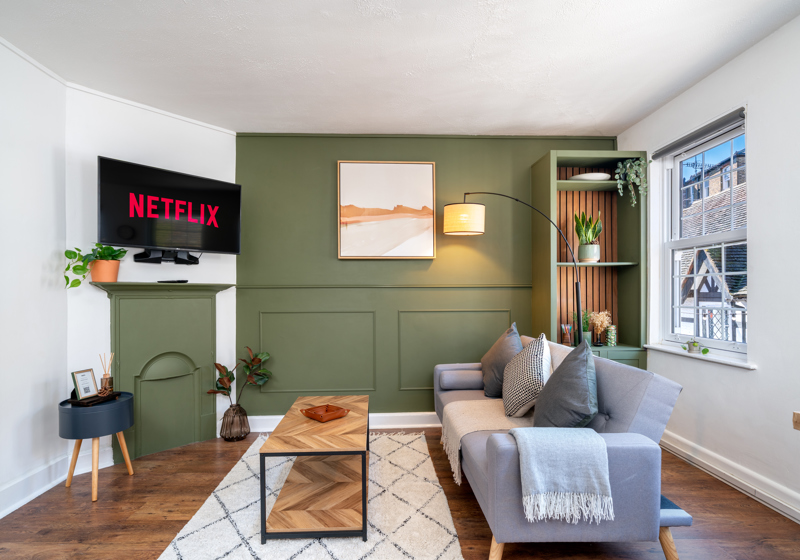 home swap in Kingston Upon Thames, England