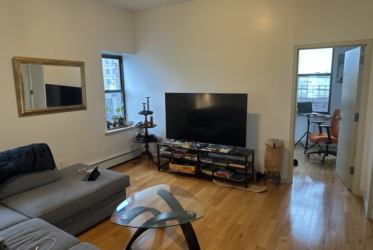 Lower East Side Oasis with view of WTC