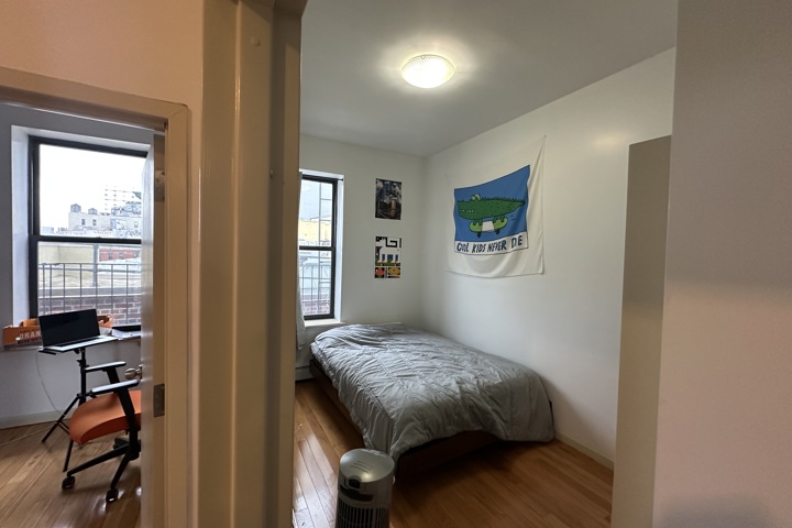 Lower East Side Oasis with view of WTC - 2