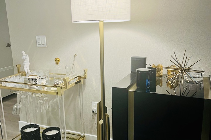 Modern Spacious Luxury Apt in the heart of WEHO - 1