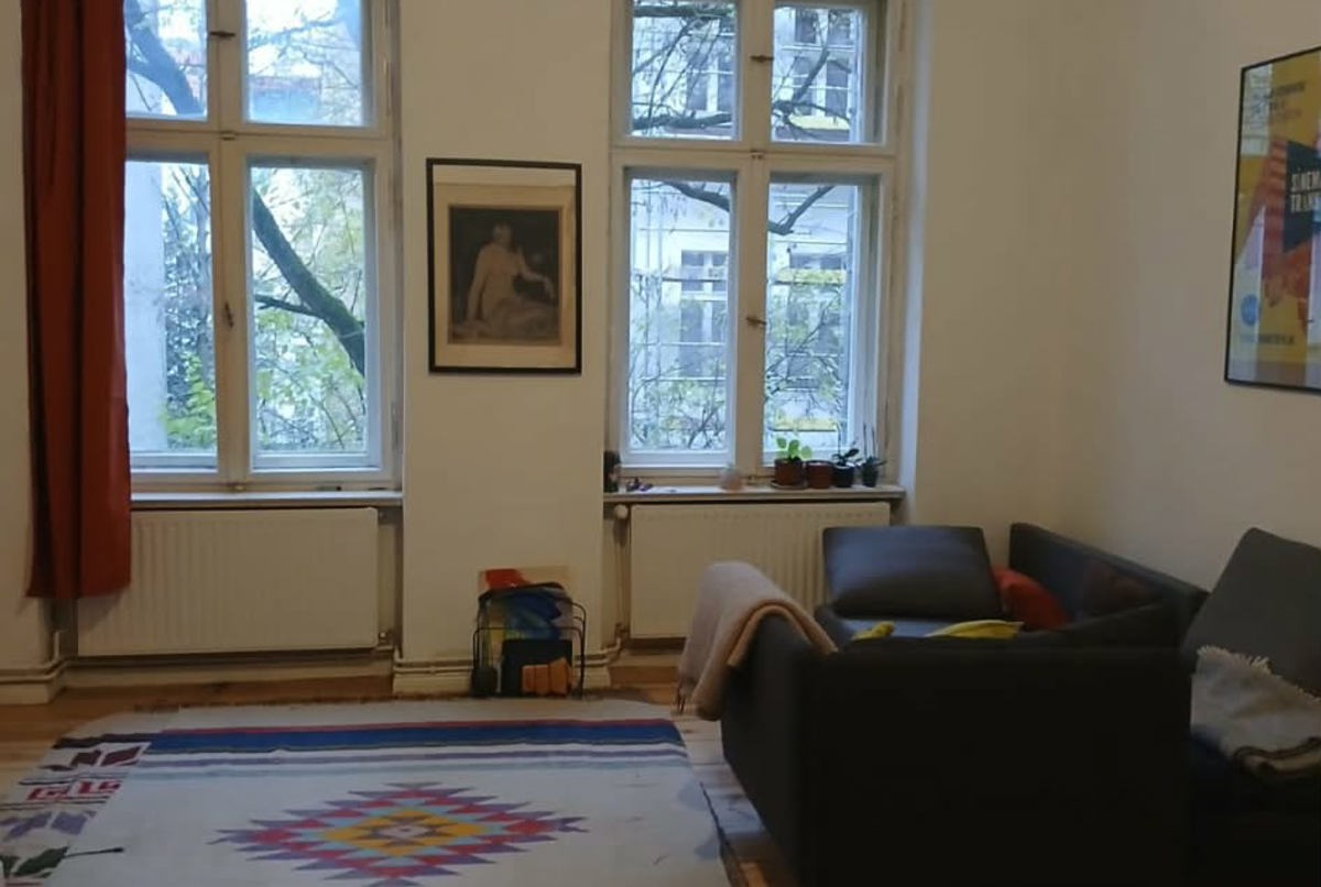 Berlin studio in lovely area to swap for Paris hom