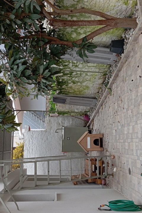 Our seaside home with backyard and workspaces - 5