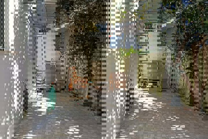 Our seaside home with backyard and workspaces - 6