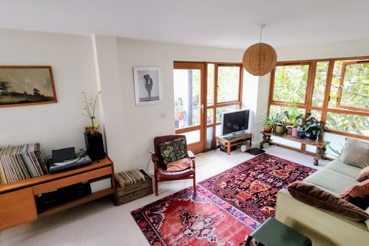 Bright cozy 2-Bed London Flat, Easy City Access - 2