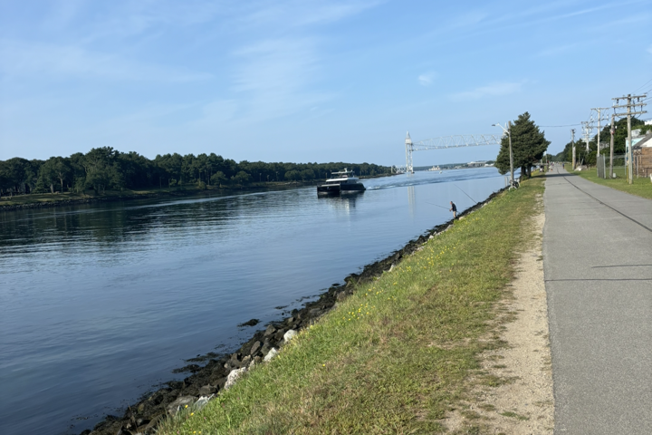 Walk to water and Cap Cod Canal bike path area - 7