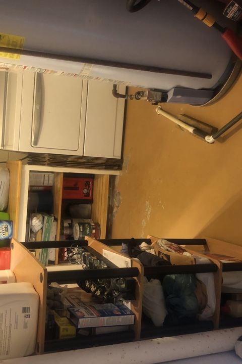 Spacious will set up basement apartment - 19