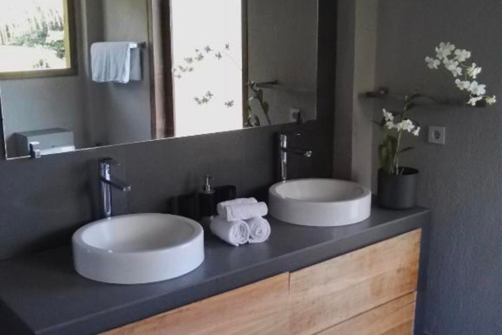 Beautiful villa just 5 minutes from the beach, loc - 6