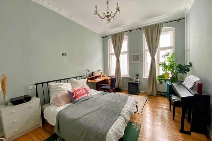 Cozy altbau apt in Neukolln - 2