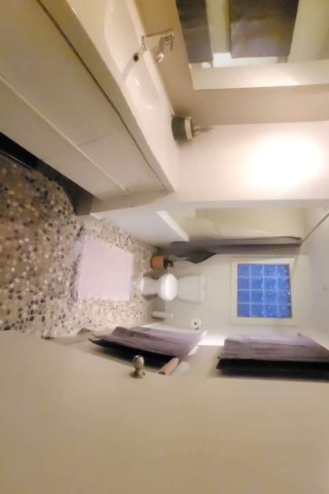 Amazing city view in a vibrant neighborhood. - 5