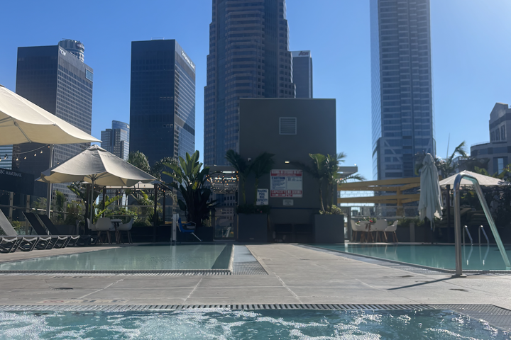 Luxury apt in DTLA - 7