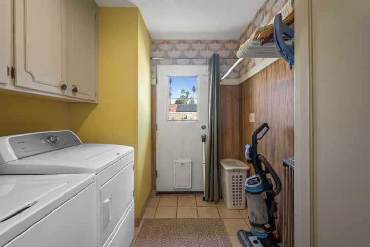 Private Palm Springs Oasis with Mountain Views - 12