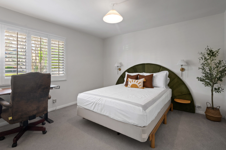 Private Palm Springs Oasis with Mountain Views - 9