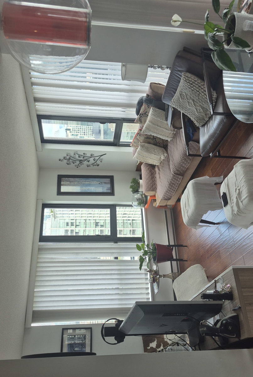 Spacious 1bdrm in heart of Yaletown with 180 views