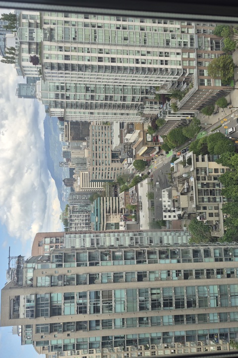 Spacious 1bdrm in heart of Yaletown with 180 views - 4