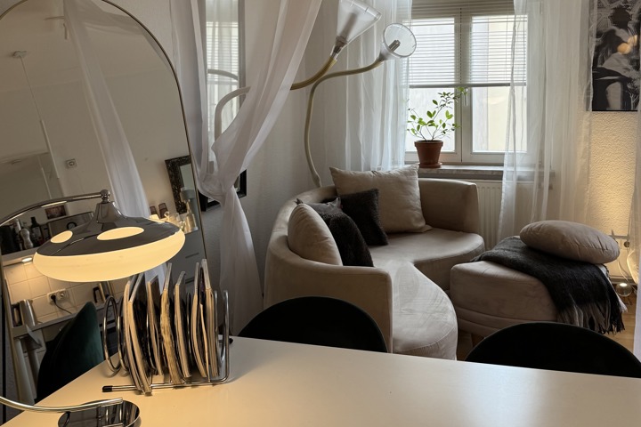 Bright City Apartment – Central &amp; Quiet - 2