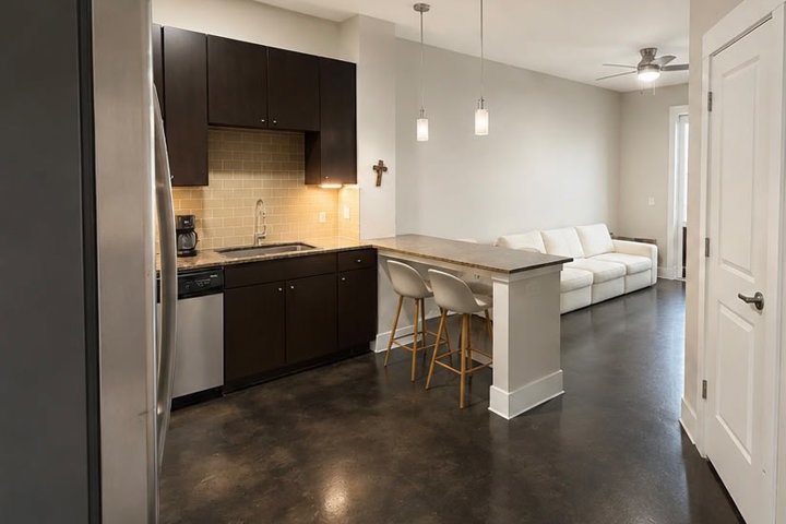 Modern Dallas-area apartment - 1