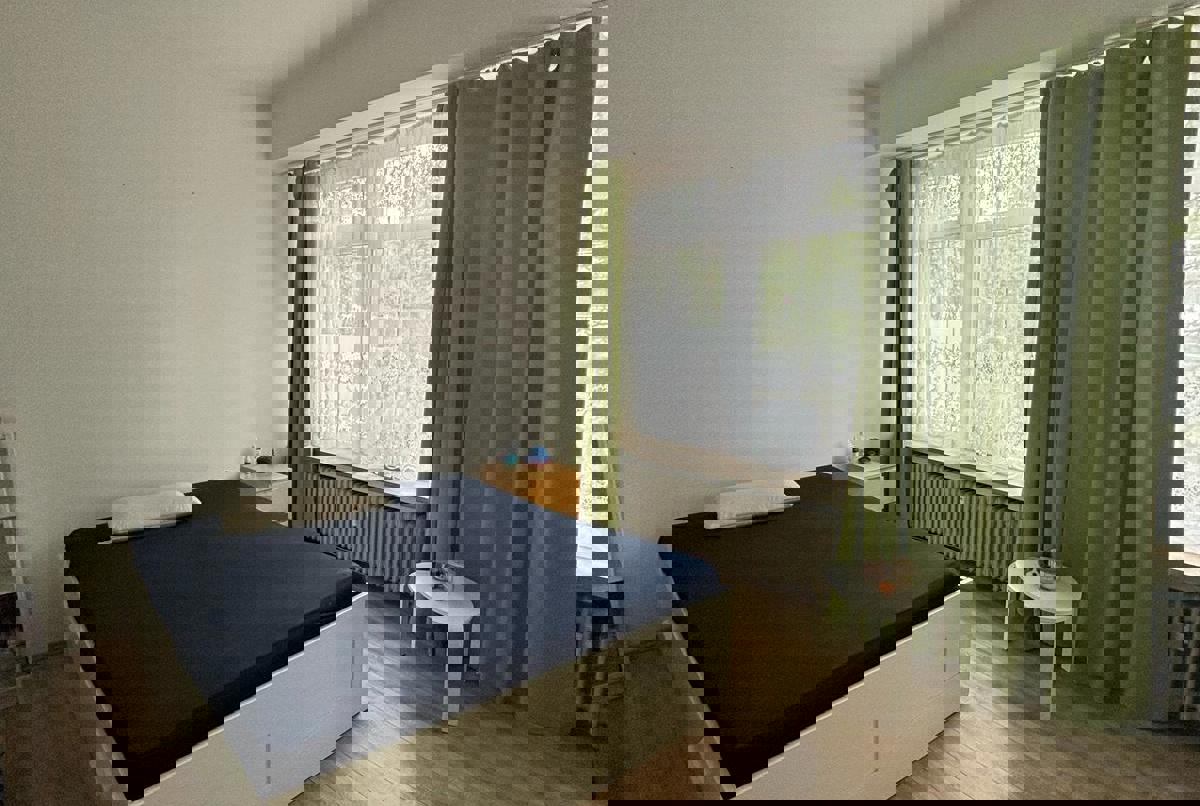 A cozy room in a 3 shared apartment