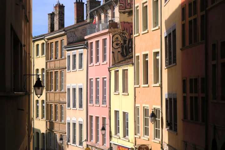 Historic apartment in downtown Lyon - 9