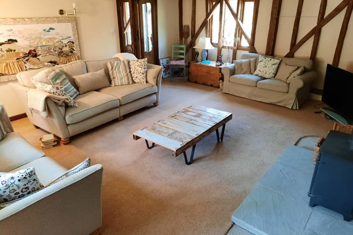 Perfect Suffolk retreat in with full working space - 4