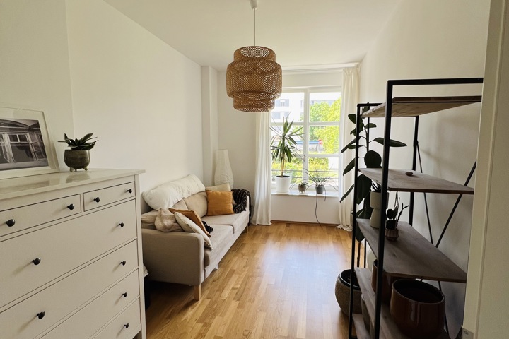 Centrally located, furnished maisonette apartment - 3