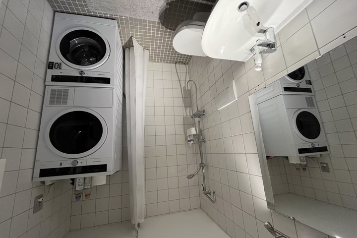 Modern 2-bedroom apartment near metro - 5