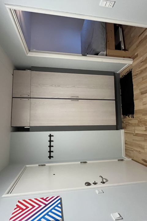 Modern 2-bedroom apartment near metro - 6