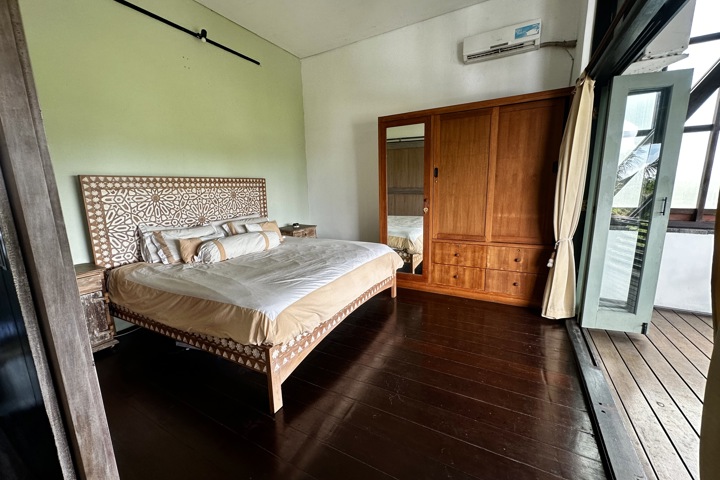 Rice Field Views Villa in Quiet Street With Pool - 1