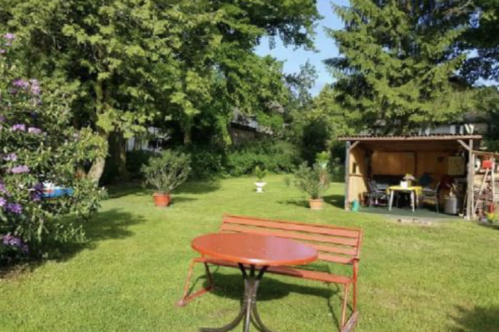 Villa with direct water access on edge of Berlin - 11