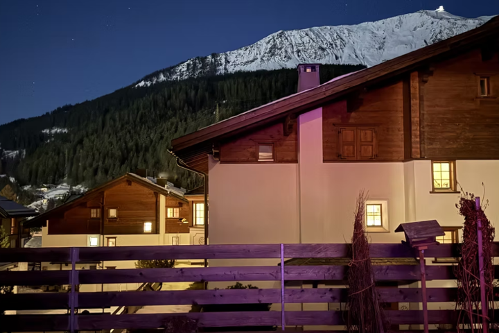 Hus uf dr Heid in Klosters - Switzerland - 1