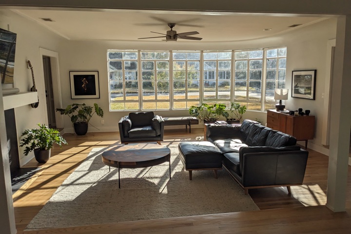 Beautifully designed mid century modern home - 3