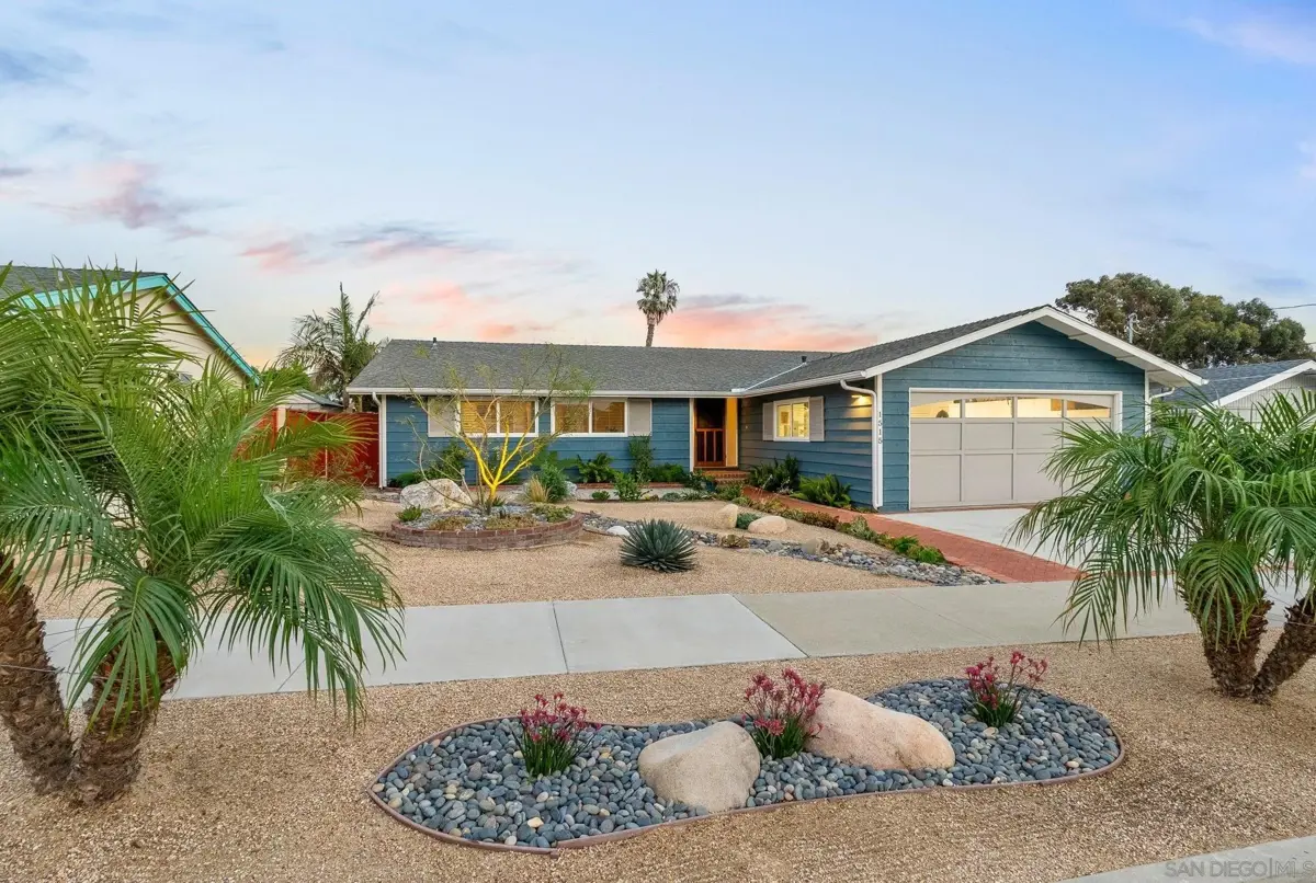 Open SoCal Home in Oceanside - Walk/Bike to Beach