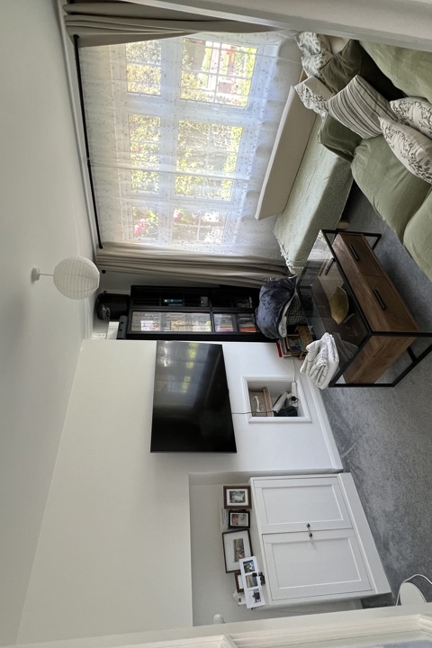 A cozy home 40 min away from central London - 3