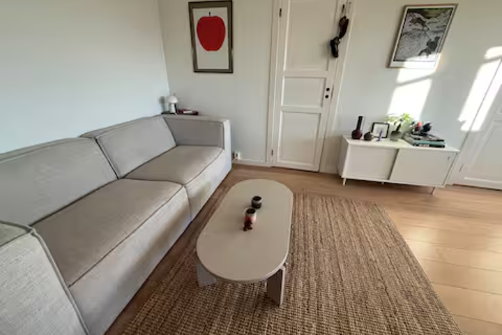 Modern home - 4