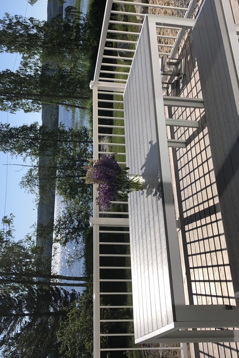 Lakeside house - 9