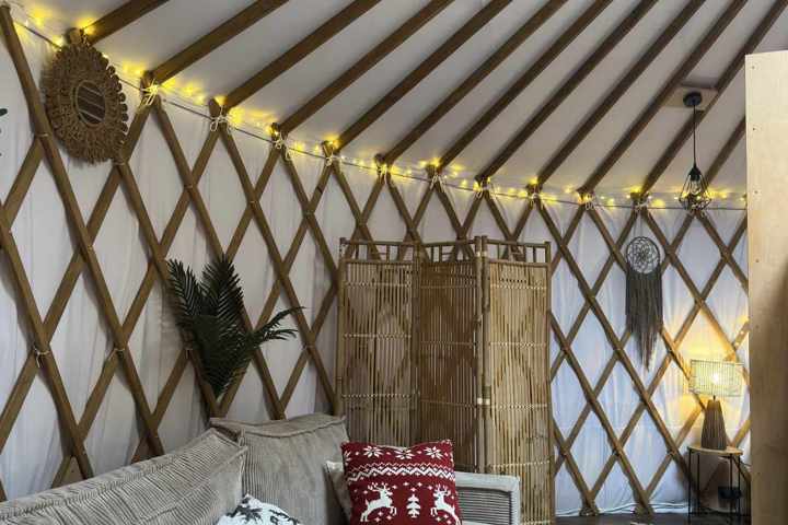 Yurt at lake with jacuzzi close to Warsaw - 3