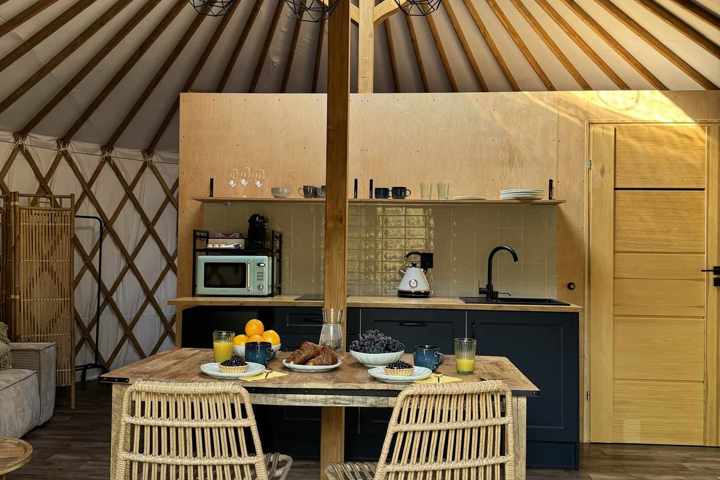 Yurt at lake with jacuzzi close to Warsaw - 2