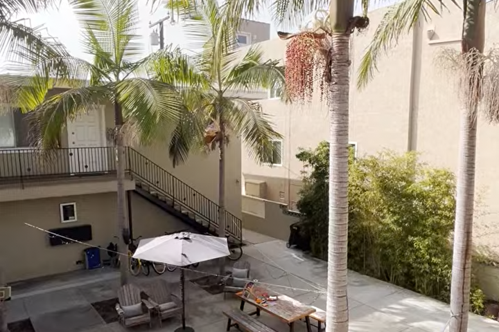 Relaxed Beach Pad 5 min from Beach - 1