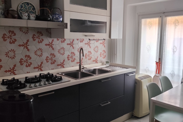 Cosy central flat with terrace - 3