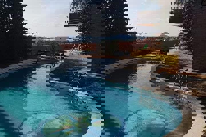 exclusive retreat in the middle of nature - 1