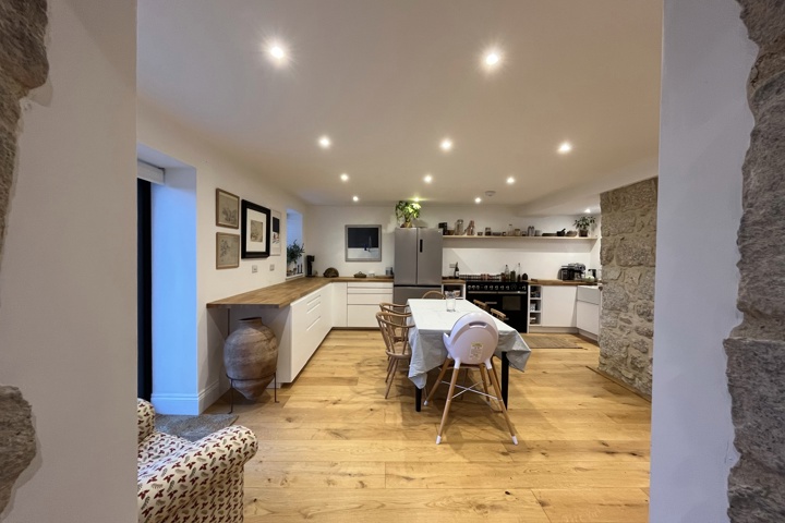 Cottage near the beach - 11